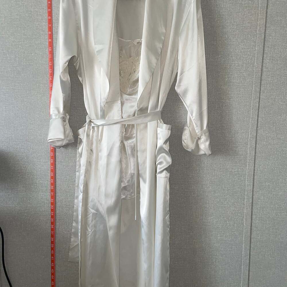 Y2K Victoria's Secret Ivory Sequin Mini Slip with Robe - Picture 5 of 8